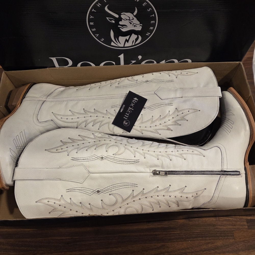 Rock'em NIB Paulina Tall Wide Calf Boots Size 7 White Womens 100% Leather